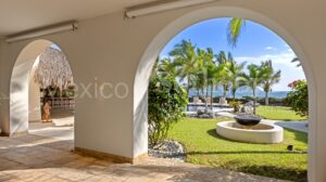 Casa Playa Blanca Zihuatanejo