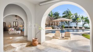 Casa Playa Blanca Zihuatanejo