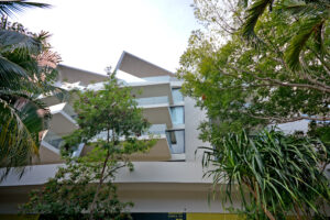 Elegant Sanctuary Between Jungle And Sea