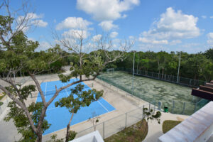3 BEDROOM HOUSE IN A GATED COMMUNITY WITH A STYLE OF LIVING