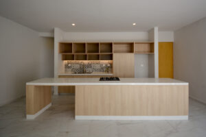 3 BEDROOM HOUSE IN A GATED COMMUNITY WITH A STYLE OF LIVING