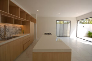 3 BEDROOM HOUSE IN A GATED COMMUNITY WITH A STYLE OF LIVING