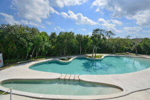 3 BEDROOM HOUSE IN A GATED COMMUNITY WITH A STYLE OF LIVING