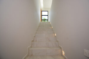 3 BEDROOM HOUSE IN A GATED COMMUNITY WITH A STYLE OF LIVING