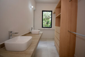 3 BEDROOM HOUSE IN A GATED COMMUNITY WITH A STYLE OF LIVING