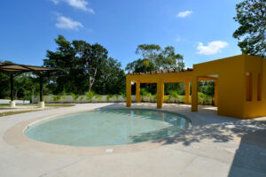 3 BEDROOM HOUSE IN A GATED COMMUNITY WITH A STYLE OF LIVING
