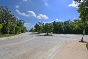 3 BEDROOM HOUSE IN A GATED COMMUNITY WITH A STYLE OF LIVING