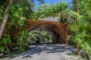 BOHEMIAN LUXURY IN LUUM ZAMA