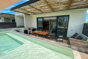 EXCLUSIVE 3-BEDROOM PENTHOUSE WITH LOCK OFF SYSTEM