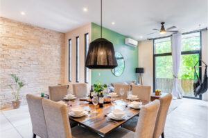 INCREDIBLE APARTMENT WITH PRIVATE BALCONY AND DOUBLE APARTMENT OPTION