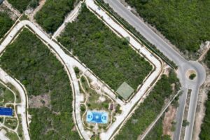 EXCLUSIVE CONTEMPORARY HOME IN YUCATÁN COUNTRY CLUB