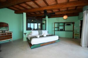 OCEAN VIEWS, LUXURY AND RETURNS