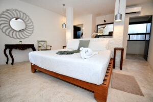 OCEAN VIEWS, LUXURY AND RETURNS