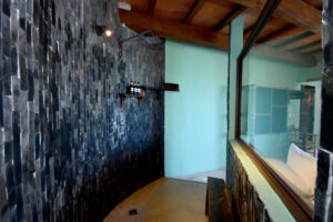 OCEAN VIEWS, LUXURY AND RETURNS