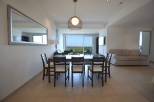 MALECON OASIS: EXCLUSIVE FULLY FURNISHED PANORAMIC APARTMENT