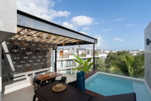 PANORAMIC PENTHOUSE WITH TERRACE AND PRIVATE PLUNGE POOL