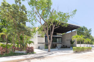 PANORAMIC PENTHOUSE WITH TERRACE AND PRIVATE PLUNGE POOL