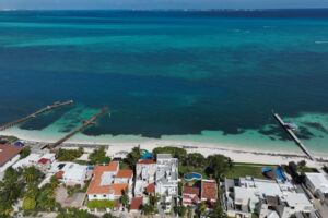 ICONIC VILLA FACING THE CARIBBEAN SEA