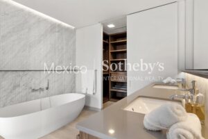 Ritz Carlton Residences