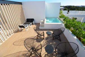 YOUR TROPICAL OASIS AWAITS: A LUXURIOUS RETREAT IN TULUM