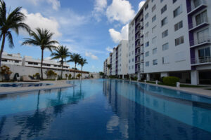 CONTEMPORARY ELEGANCE IN A PRIME DESTINATION