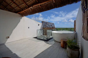 SELVA ZEN PENTHOUSE WITH PRIVATE JACUZZI