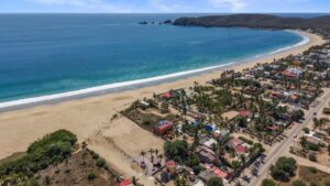 Lot Perla 6 | Privileged beachfront location, Punta Pérula