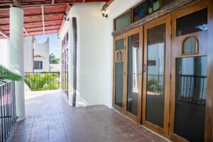 LAS BRISAS RESIDENCES – B302