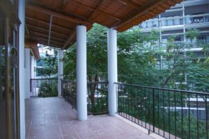 LAS BRISAS RESIDENCES – B302