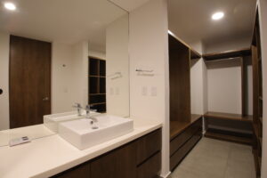 Panoramic Terrace Apartment with Sierra Madre Views