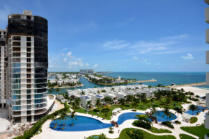 STUNNING OCEANFRONT PENTHOUSE WITH CARIBBEAN VIEWS