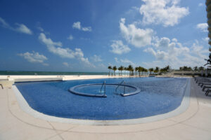 STUNNING OCEANFRONT PENTHOUSE WITH CARIBBEAN VIEWS