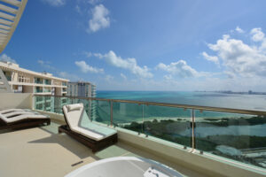 STUNNING OCEANFRONT PENTHOUSE WITH CARIBBEAN VIEWS