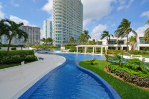 STUNNING OCEANFRONT PENTHOUSE WITH CARIBBEAN VIEWS