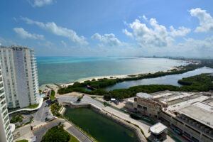 STUNNING OCEANFRONT PENTHOUSE WITH CARIBBEAN VIEWS