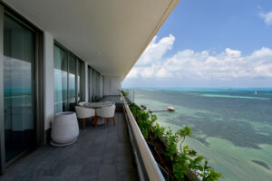 PRIVATE RESIDENCE OCEANFRONT OF CARIBBEAN SEA – TOTAL ELEGANCE IN EVERY DETAIL