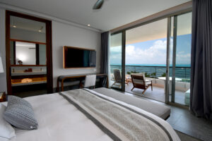 PRIVATE RESIDENCE OCEANFRONT OF CARIBBEAN SEA – TOTAL ELEGANCE IN EVERY DETAIL