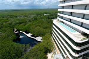 PRIVATE RESIDENCE OCEANFRONT OF CARIBBEAN SEA – TOTAL ELEGANCE IN EVERY DETAIL