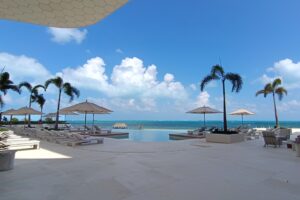PRIVATE RESIDENCE OCEANFRONT OF CARIBBEAN SEA – TOTAL ELEGANCE IN EVERY DETAIL