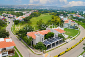 Paseo de las Flores Paraiso Country Club