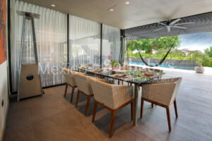 Paseo de las Flores Paraiso Country Club