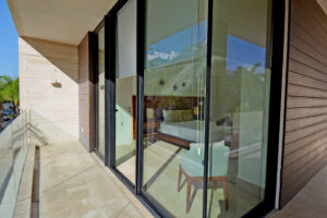 BRIGHT APARTMENT IN UNMATCHED LOCATION
