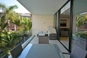 BRIGHT APARTMENT IN UNMATCHED LOCATION