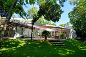 LAKE HOUSE