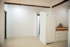 LAS BRISAS RESIDENCES – 6 CONDO COMPOUND