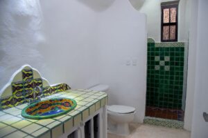 LAS BRISAS RESIDENCES – 6 CONDO COMPOUND