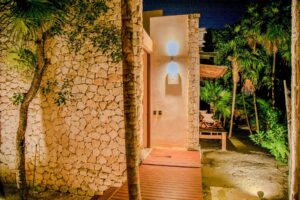 Secret beachfront retreat in Sian Kaan