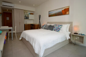 STUDIO AT THE CITY, WITH GREAT AMENITIES