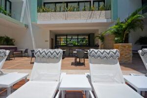 STUDIO AT THE CITY, WITH GREAT AMENITIES
