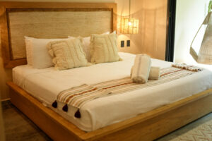 LUUM ZAMA GEM, 2 BEDROOMS WITH WHIRLPOOL TUB AND PRIVATE TERRACE